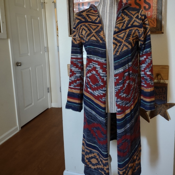 DONATED Forever 21 cardigan - Picture 2 of 3